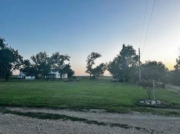 20774 NW 1350th Rd, Garnett, KS 66032