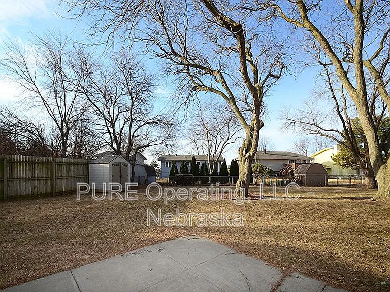 13951 Jefferson Cir — Photo 38