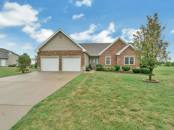 200 Bennington Dr, Troy, MO 63379
