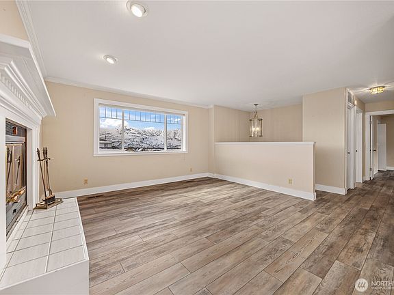 5th image of 109 Pyramid Place