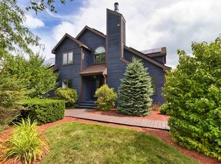 68 Taborton Rd, Sand Lake, NY 12153