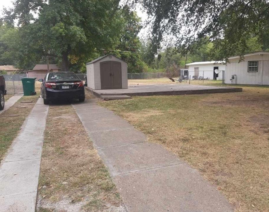 2nd image of 3403 S Iris St