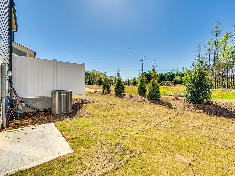 229 Brooks Springs Dr — Photo 29