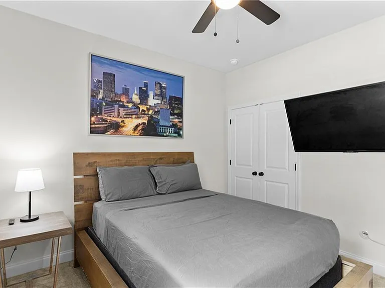 624 Robert St NW — Photo 17