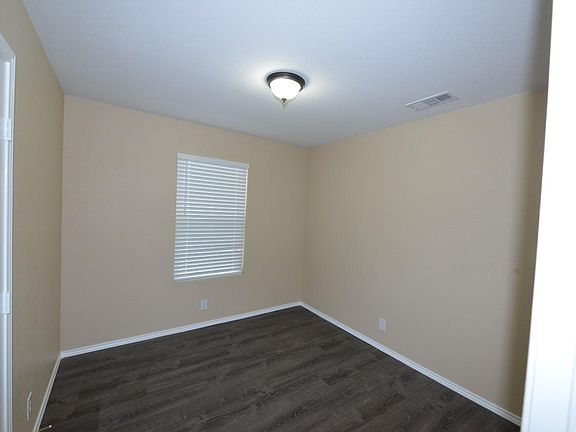 5th image of 1090 Memory Ln #1090