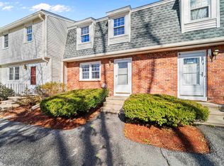 35 Olde Country Village Rd #35, Londonderry, NH 03053