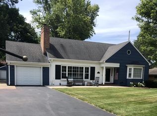 539 W Apple Tree Rd, Glendale, WI 53217