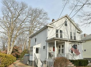 26 Quarry Ln, Milton, MA 02186
