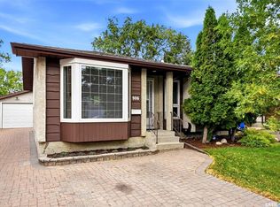 906 Hopkins CRESCENT N, Regina, SK S4X 2N3
