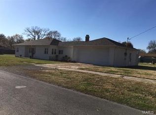 201 Frates St, Chaffee, MO 63740