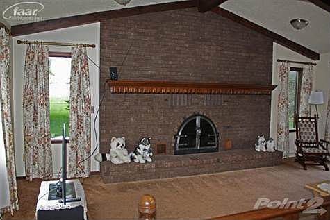 4th image of 607 N Wickshire Ln