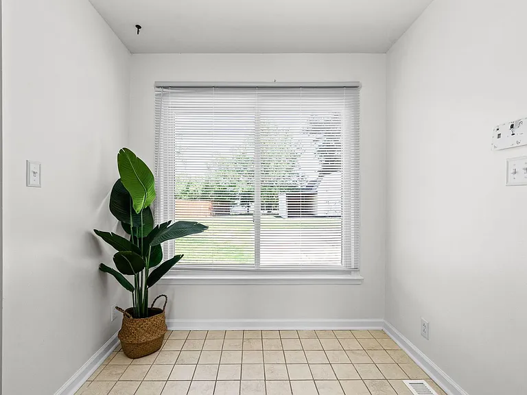 1409 Janet Way Dr — Photo 13