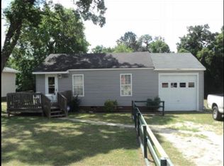 1321 Davis St, Fayetteville, NC 28311