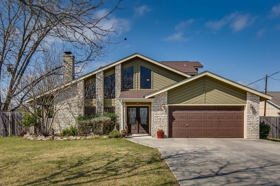 1st image of 163 Oak Acres Ln