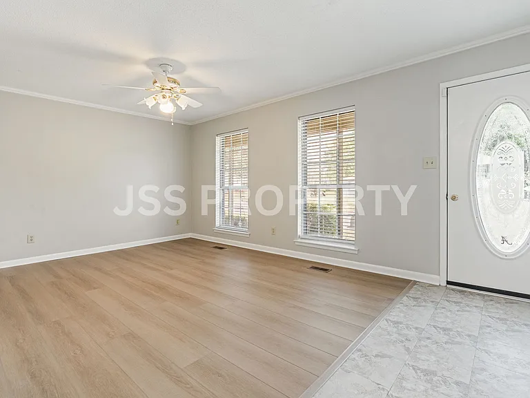 2607 Novel Dr — Photo 3