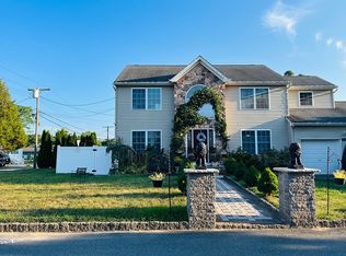 811 Sussex Dr, Brick, NJ 08723