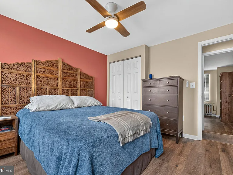 1611 Clarkson St — Photo 23