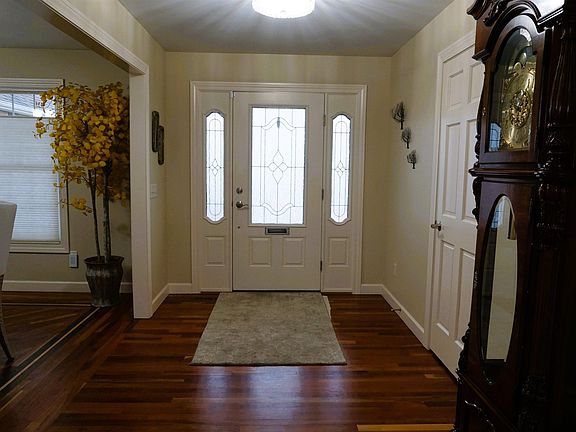 4th image of 277 Juniper Ln