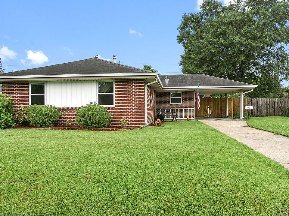 1st image of 3023 Somerset Dr