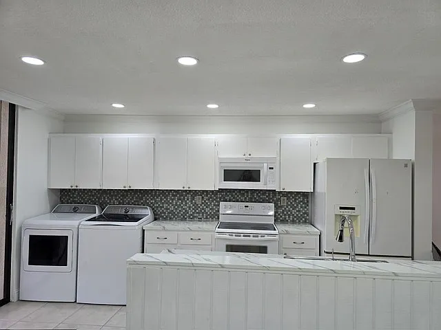 1664 SW 131 Place Cir E — Photo 4