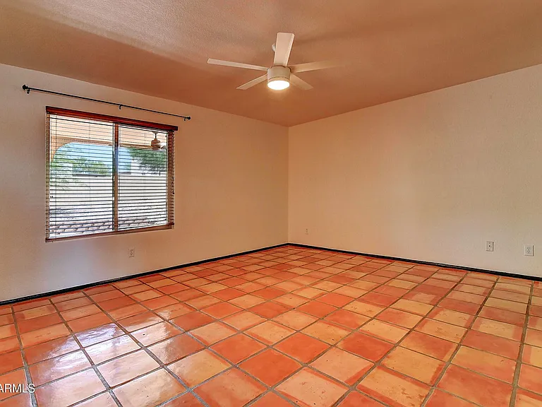 14004 N Sussex Pl — Photo 19