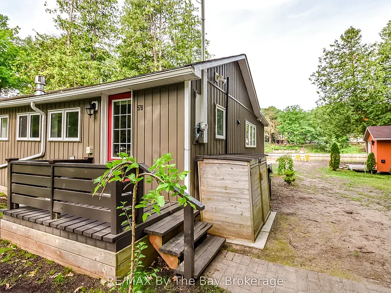 578 Oxbow Park Dr — Photo 41
