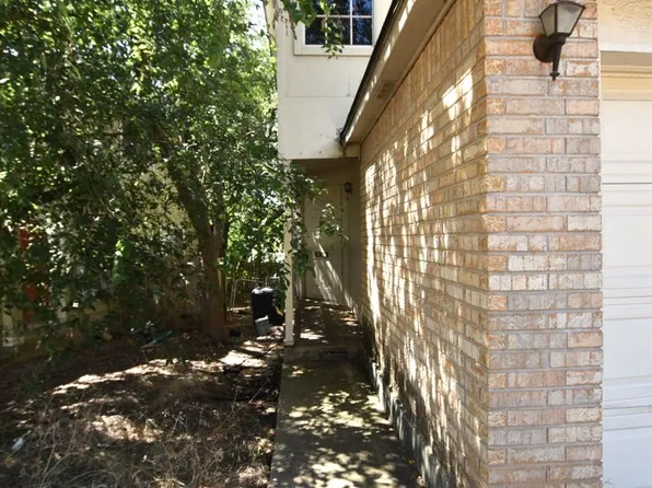 HP902 - 902-904 Sagewood Trail, 902 Sagewood Trl, San Marcos, TX 78666