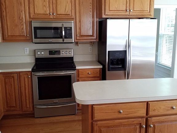 3rd image of 3713 Governor Yeardley Ln