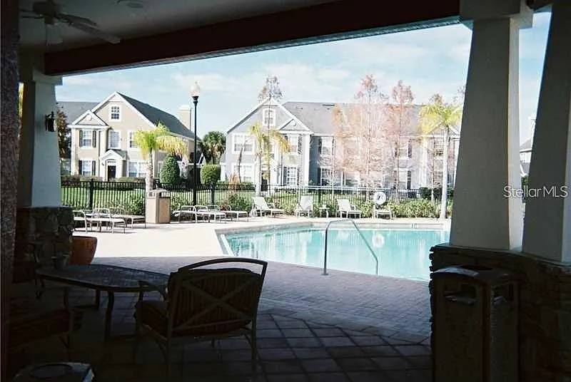 1 bed, 1.0 bath, 1052 sqft, $1,550 — Photo 4