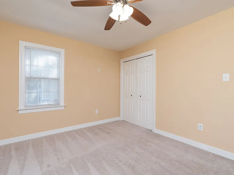 4329 Deertrail Dr N — Photo 21