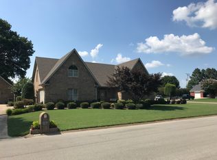 2901 Park Ridge Dr, Paragould, AR 72450