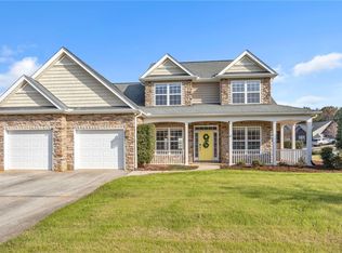 2 Admiral Ct, Anderson, SC 29621
