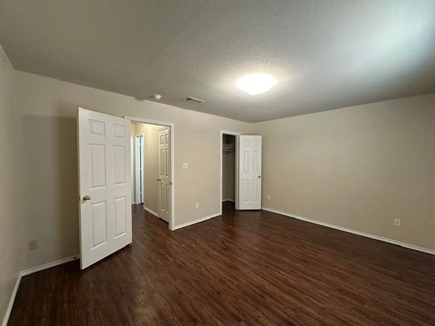 4300 Larry Don Lane — Photo 4