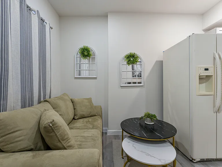 2 Webster Ct — Photo 10
