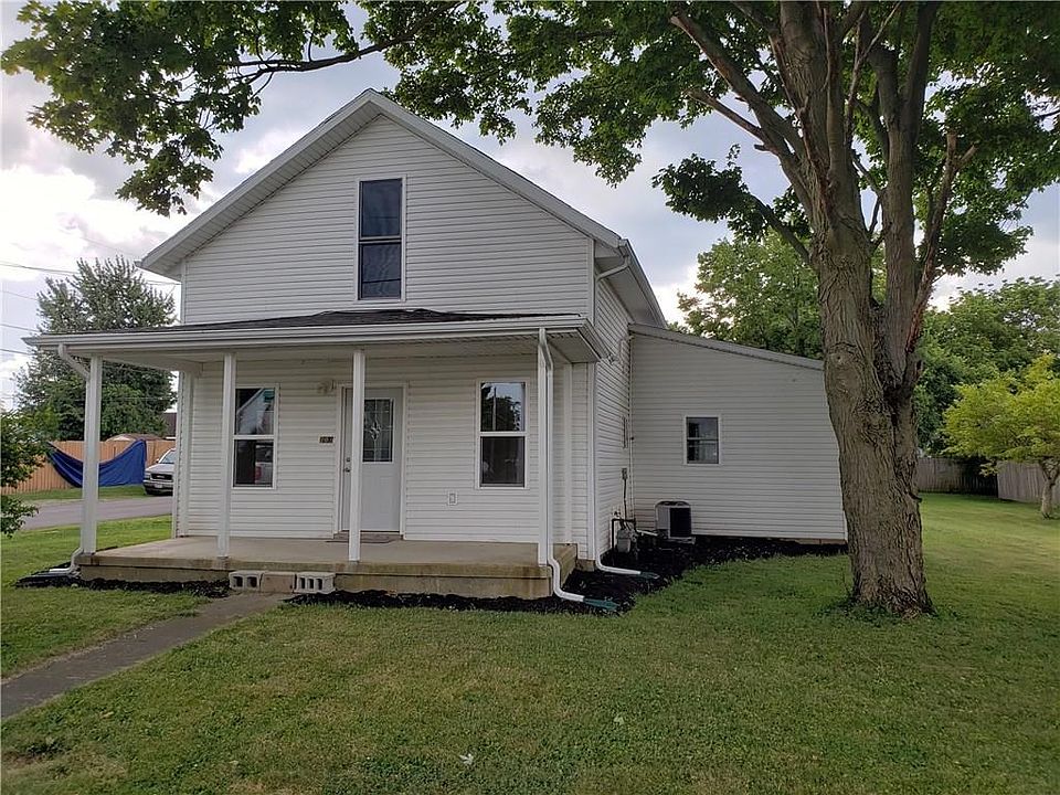 1st image of 203 W Troy St