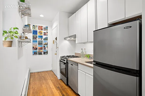 Sold by Corcoran | media 3