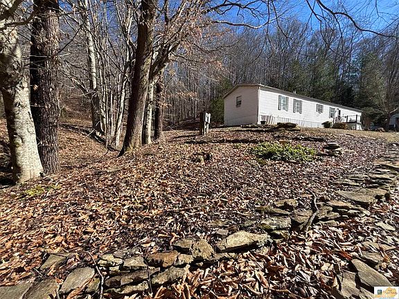 3rd image of 567 Branham Rd