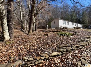 567 Branham Rd, Burkesville, KY 42717