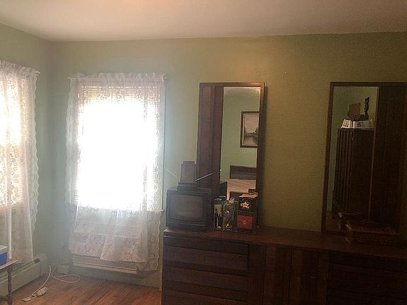 4th image of 157-14 98th St