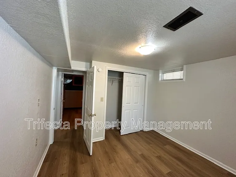 622 Miller Dr — Photo 21