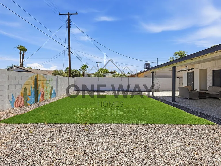 8702 E Sheridan St — Photo 28