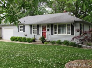 12 Brookside Ct, Edwardsville, IL 62025