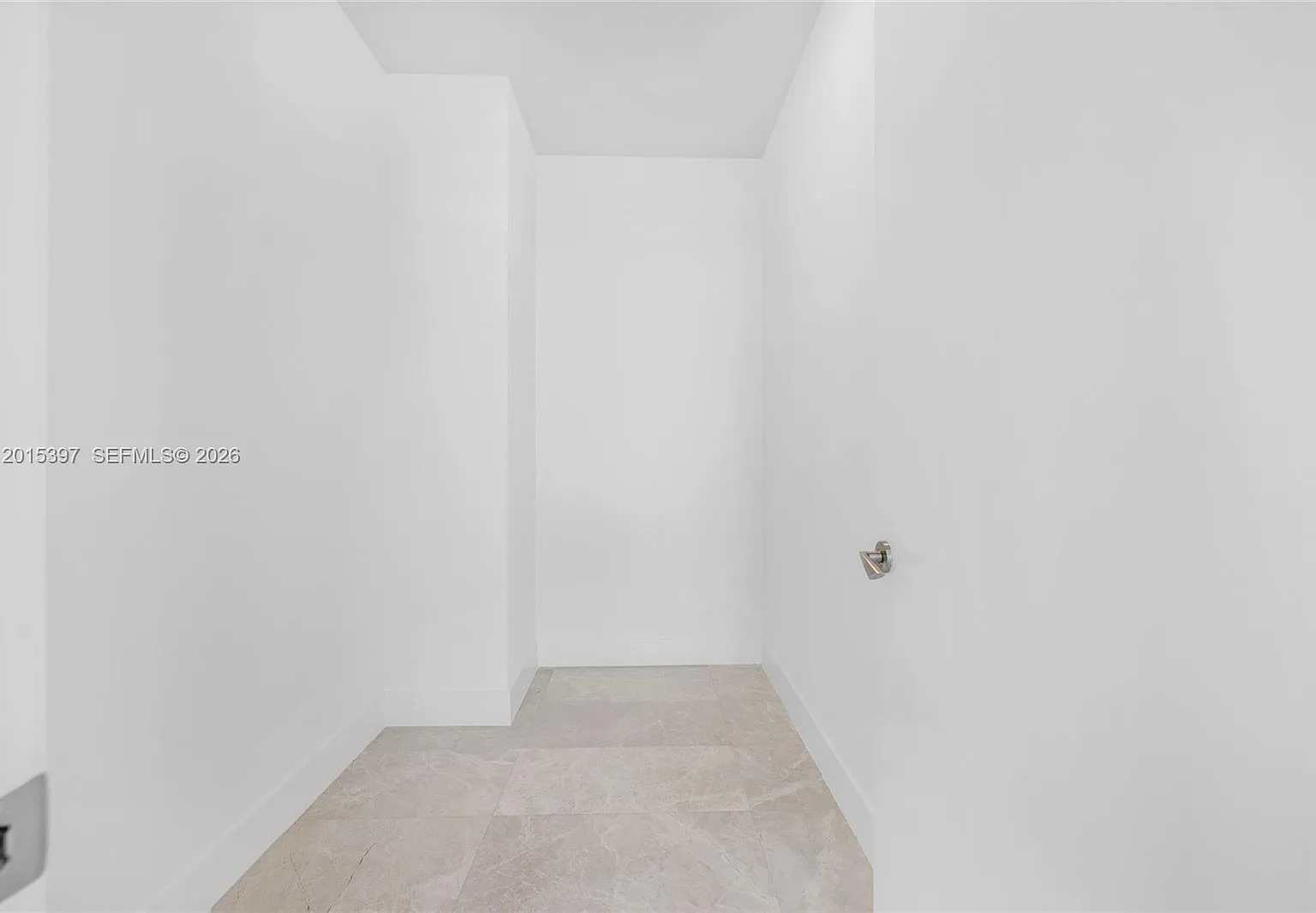 2 bed, 1179 sqft, $11,000 — Photo 1