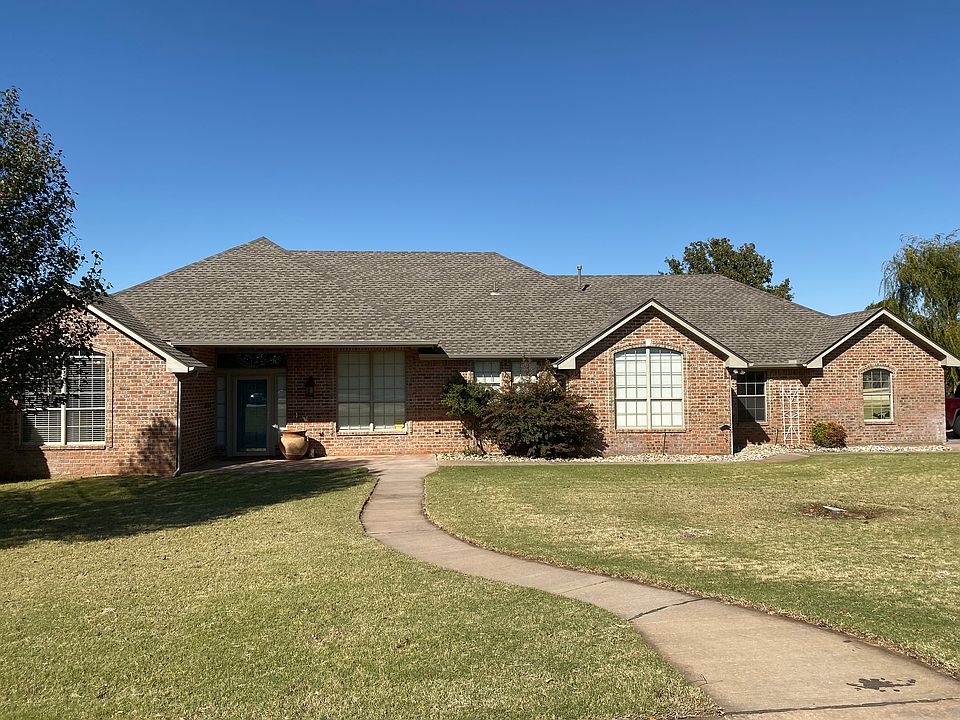front with circle driveway