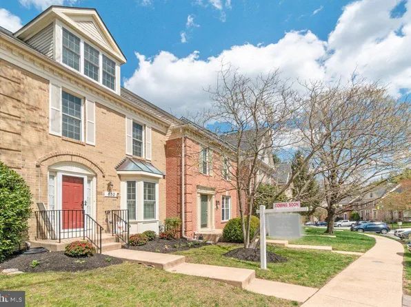 630 Lavenham Ct, Lutherville Timonium, MD 21093