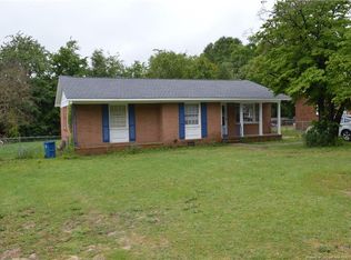 5454 S Sumac Cir, Fayetteville, NC 28304