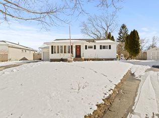 24 Culverton Dr, Rochester, NY 14609