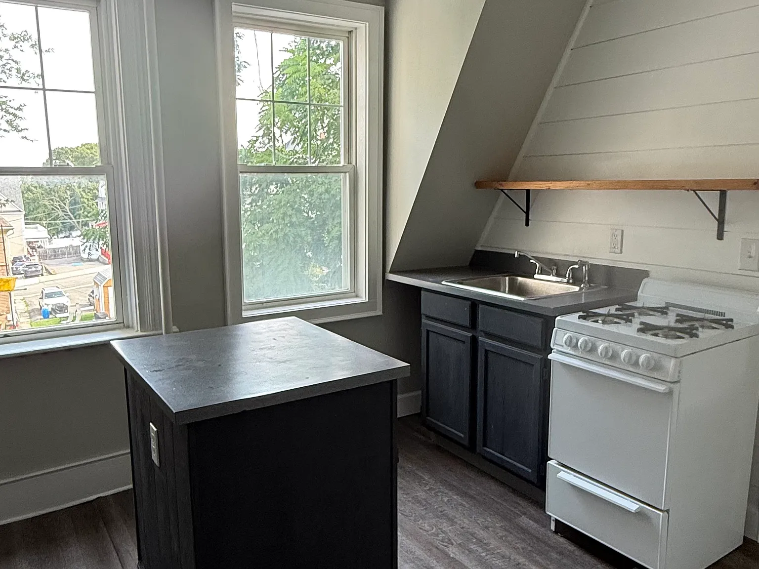 2 bed, $1,800 — Photo 3