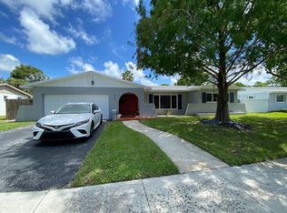 8411 SW 201st St, Cutler Bay, FL 33189