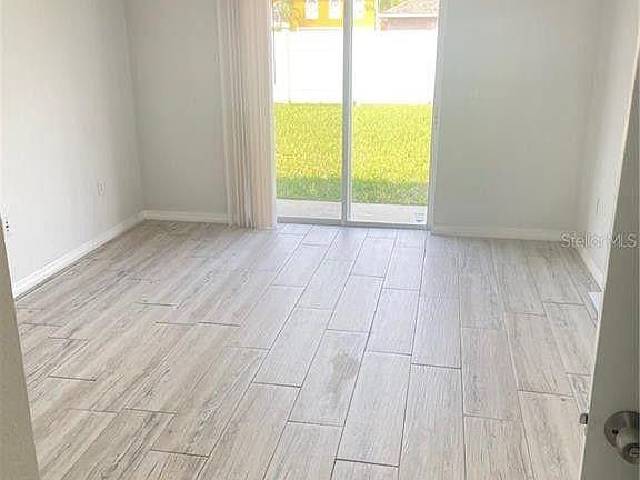 4th image of 105 Aurelia Ct